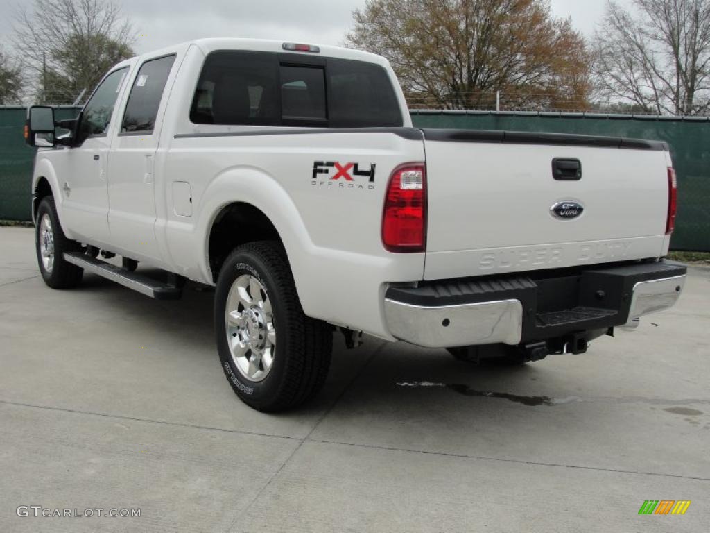 White Platinum Metallic Tri-Coat 2011 Ford F250 Super Duty Lariat Crew Cab 4x4 Exterior Photo #46400007