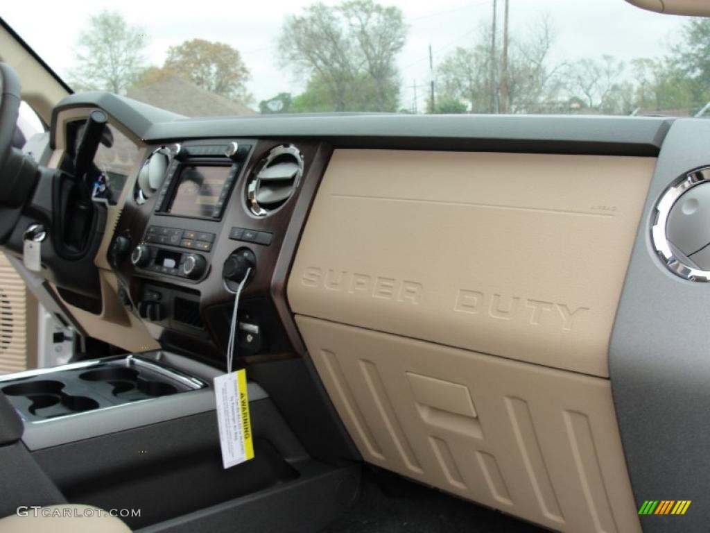 2011 Ford F250 Super Duty Lariat Crew Cab 4x4 Adobe Two Tone Leather Dashboard Photo #46400199