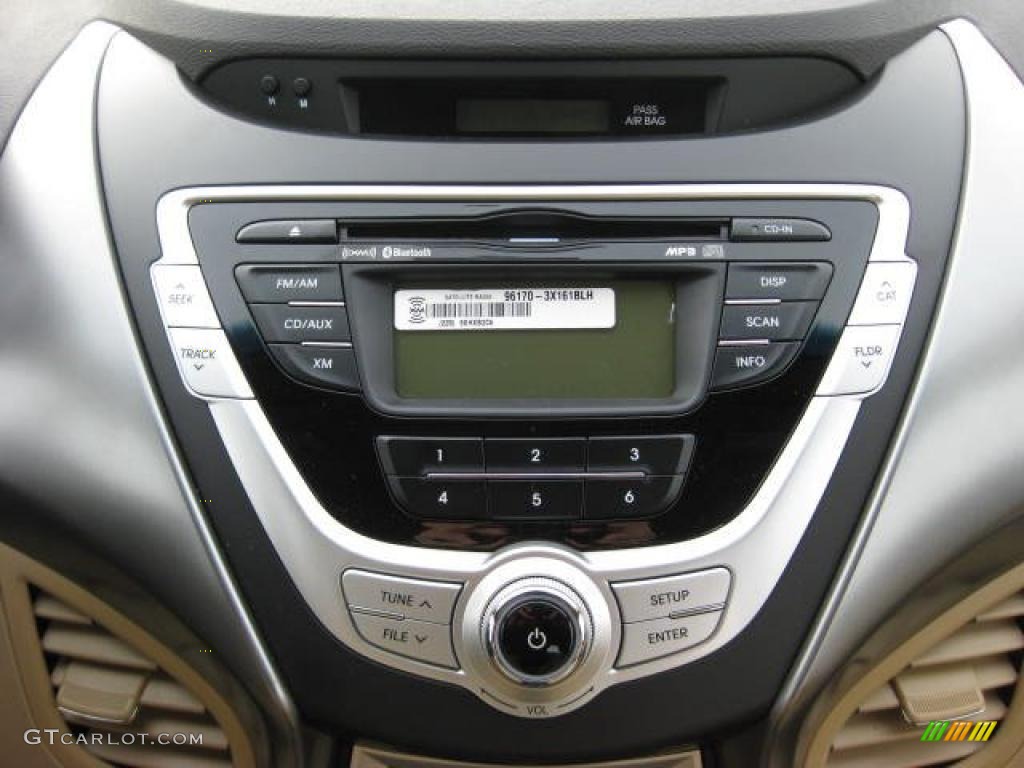 2011 Hyundai Elantra GLS Controls Photo #46401252