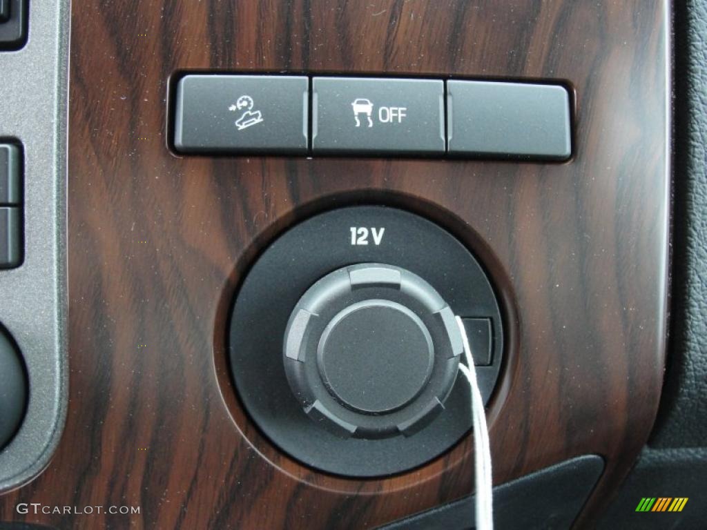 2011 Ford F250 Super Duty Lariat Crew Cab 4x4 Controls Photo #46401576