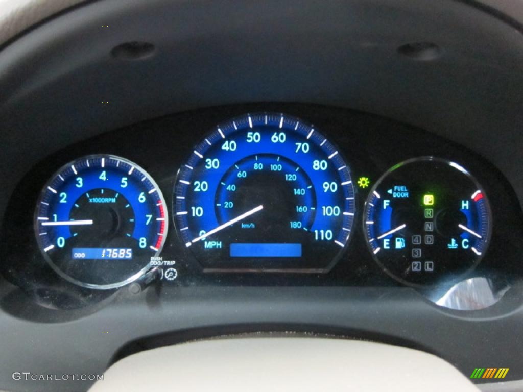 2008 Toyota Sienna Limited Gauges Photo #46402269