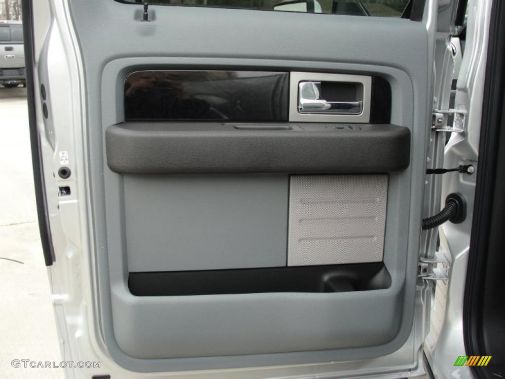 2011 Ford F150 Platinum SuperCrew 4x4 Steel Gray/Black Door Panel Photo #46403952