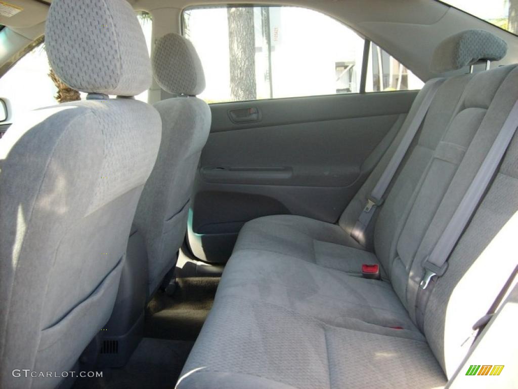 2003 Camry LE - Super White / Stone photo #9