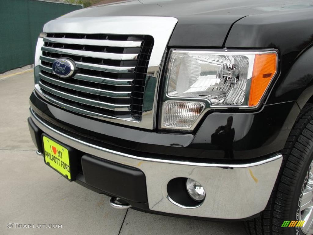 Tuxedo Black Metallic 2011 Ford F150 Texas Edition SuperCrew 4x4 Exterior Photo #46406238