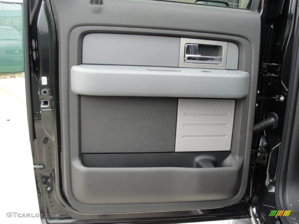 2011 Ford F150 Texas Edition SuperCrew 4x4 Door Panel Photos