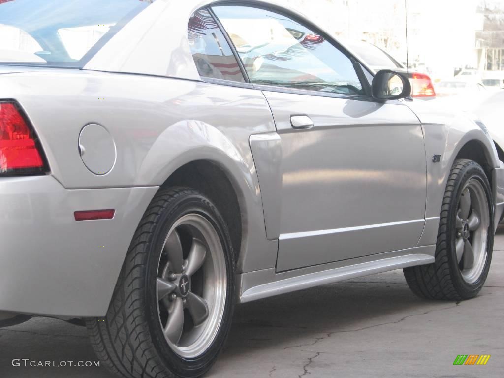 2003 Mustang GT Coupe - Silver Metallic / Dark Charcoal photo #19