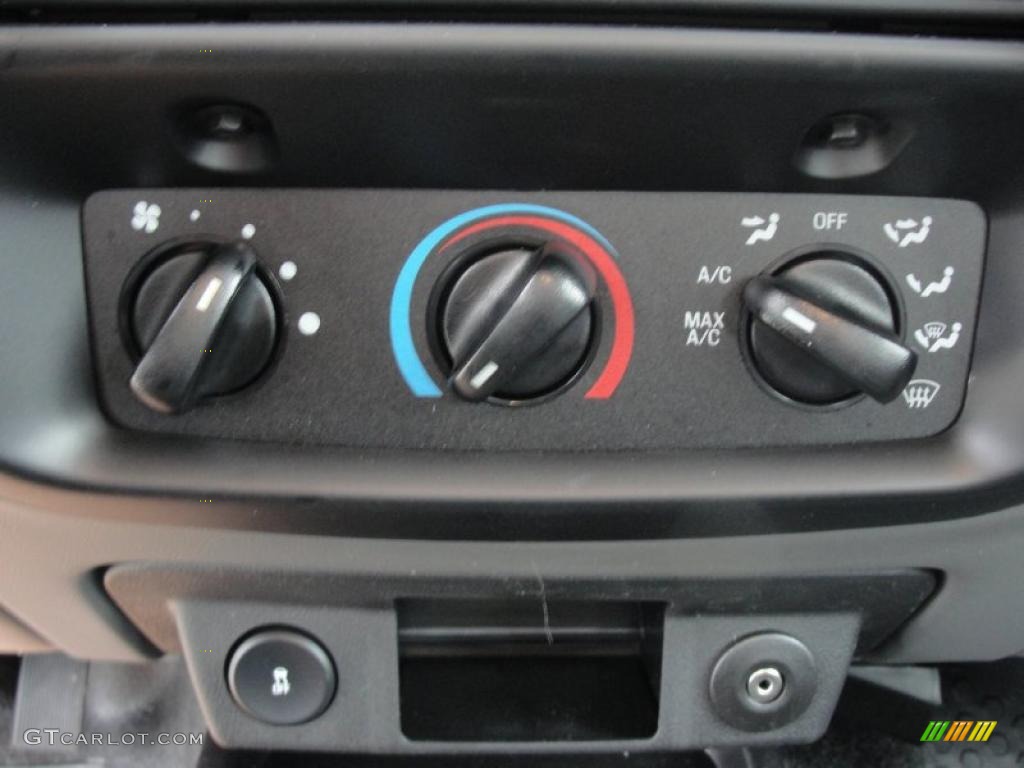 2011 Ford Ranger Sport SuperCab Controls Photo #46407102