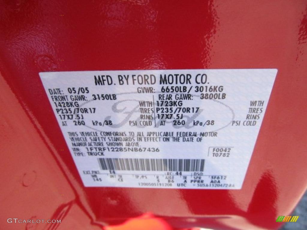 2005 F150 XL Regular Cab - Bright Red / Medium Flint Grey photo #14
