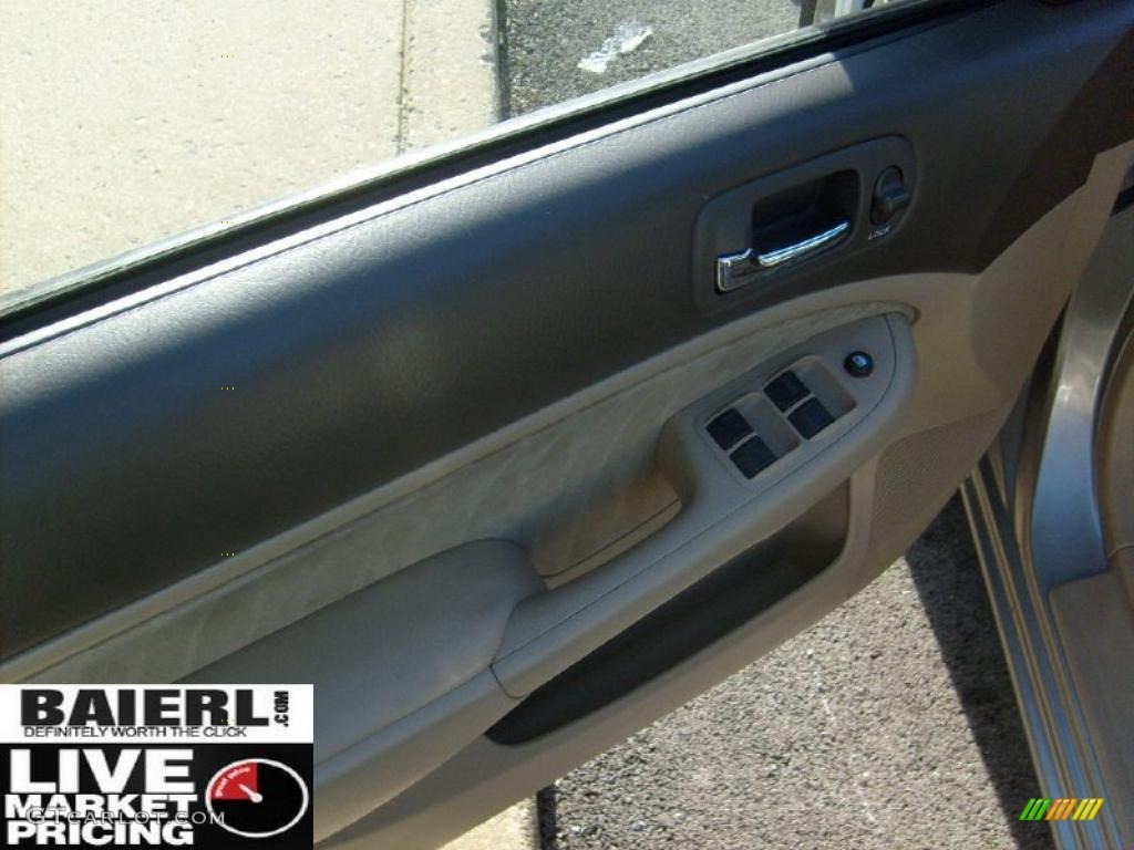 2004 Civic LX Sedan - Shoreline Mist Metallic / Ivory Beige photo #11