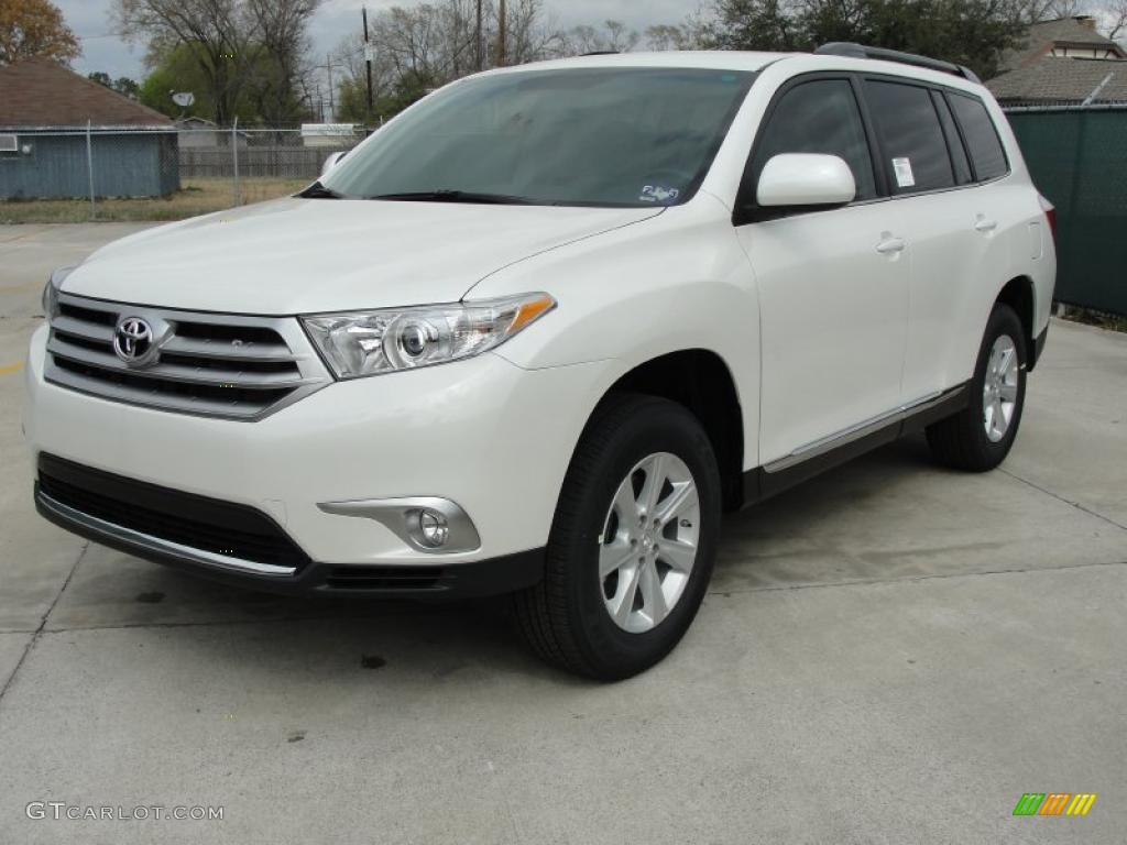 Blizzard White Pearl 2011 Toyota Highlander Standard Highlander Model Exterior Photo #46409424