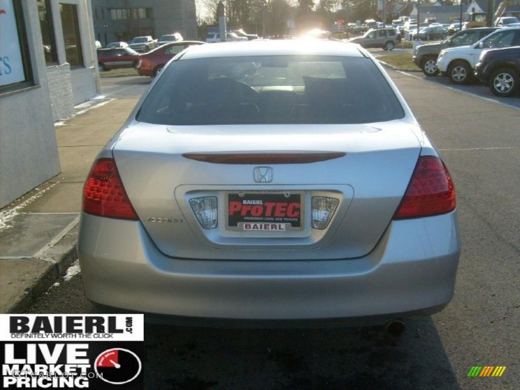 2007 Accord Value Package Sedan - Alabaster Silver Metallic / Black photo #5