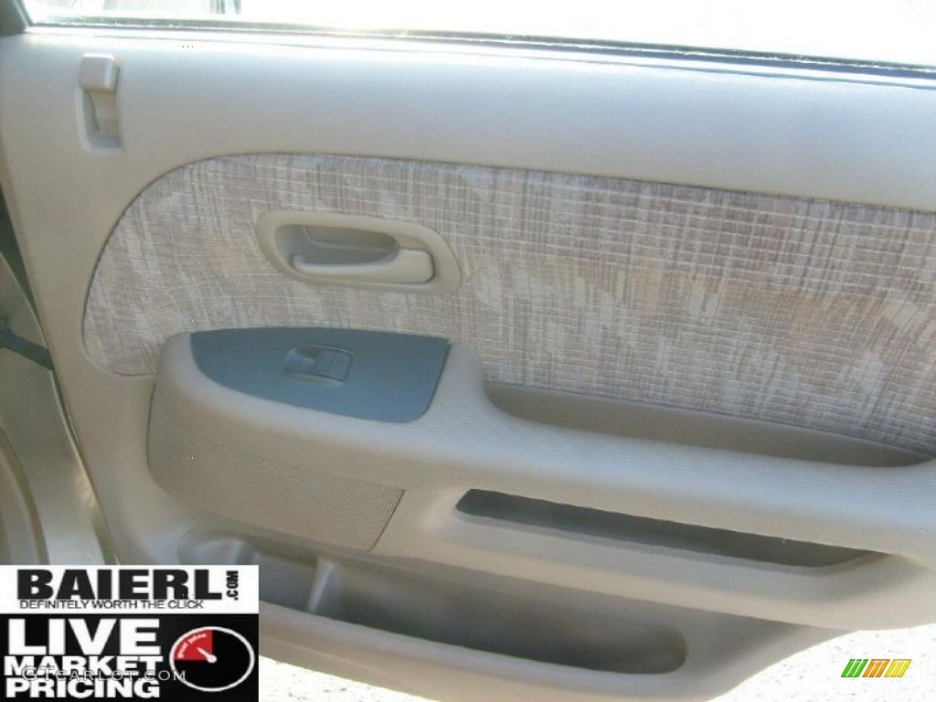 2004 CR-V LX 4WD - Mojave Mist Metallic / Saddle photo #16