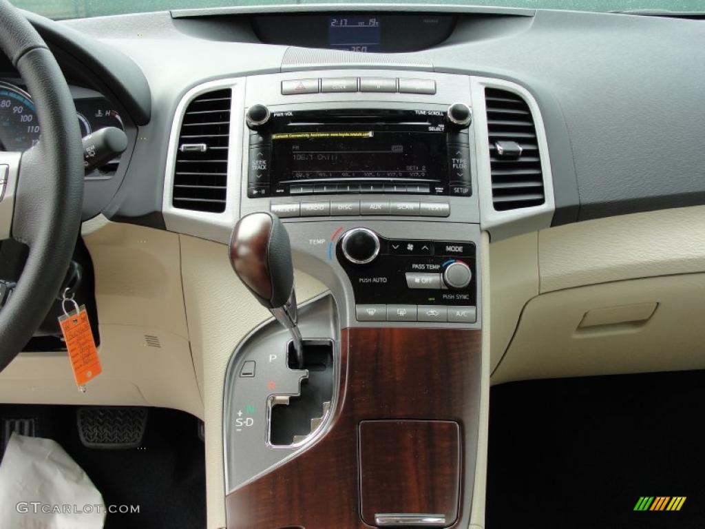 2011 Toyota Venza I4 Ivory Dashboard Photo #46410783