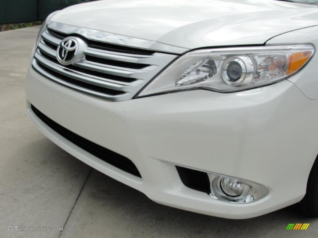 Blizzard White Pearl 2011 Toyota Avalon Standard Avalon Model Exterior Photo #46411035