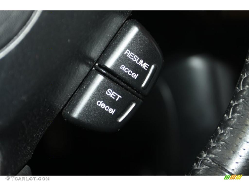 2000 Honda S2000 Roadster Controls Photo #46411113