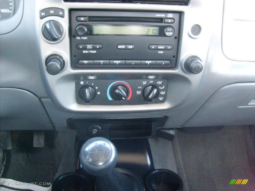 2009 Ford Ranger XLT SuperCab 4x4 Controls Photo #46411128