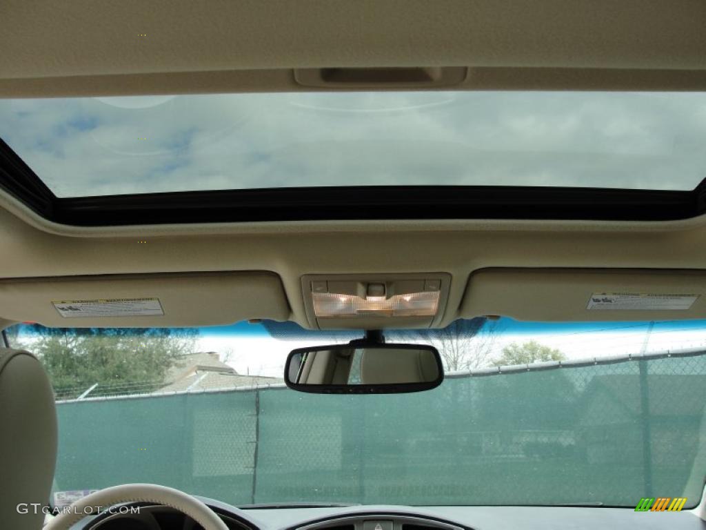 2011 Toyota Avalon Standard Avalon Model Sunroof Photo #46411227