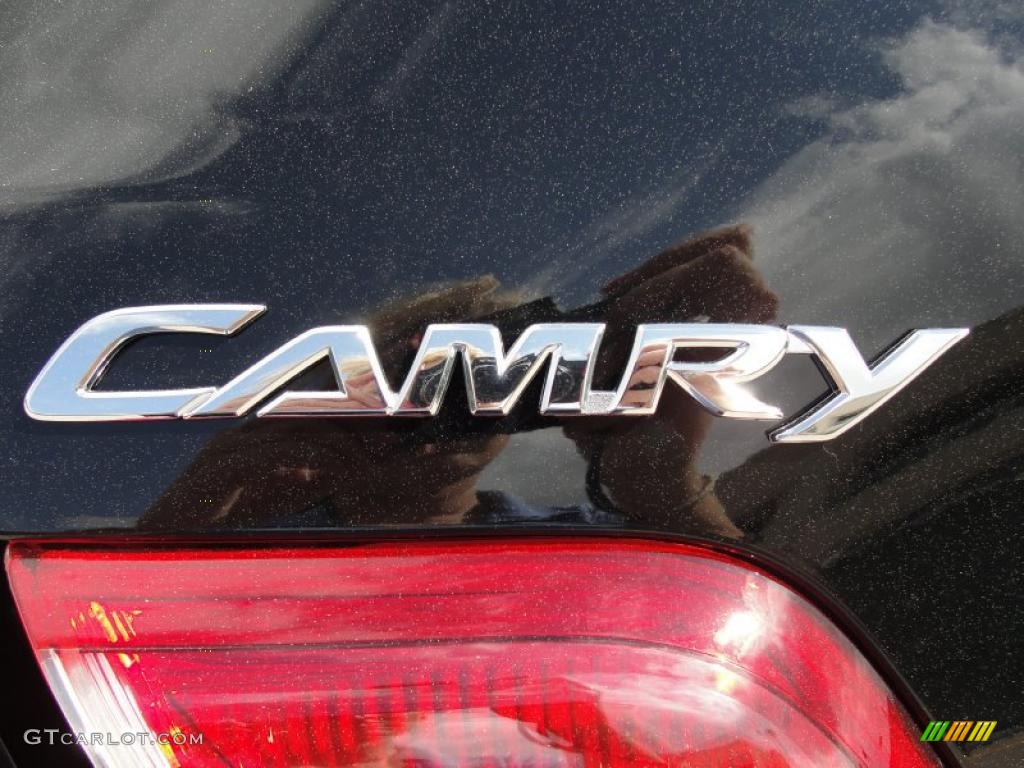 2011 Camry XLE V6 - Black / Bisque photo #15