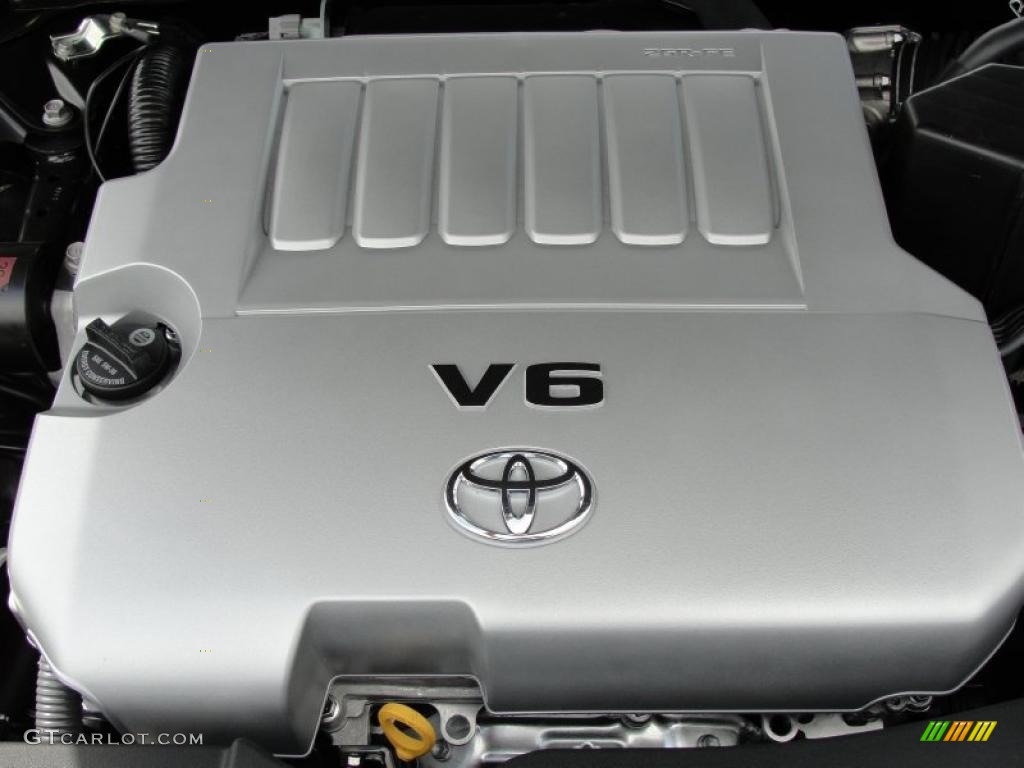 2011 Camry XLE V6 - Black / Bisque photo #19