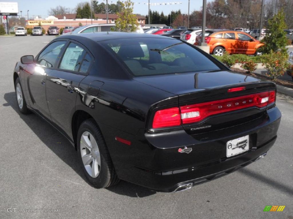 Brilliant Black Crystal Pearl 2011 Dodge Charger SE Exterior Photo #46412334