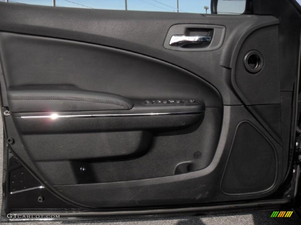 2011 Dodge Charger SE Black Door Panel Photo #46412427