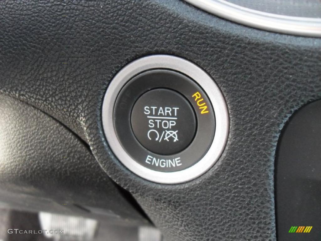 2011 Dodge Charger SE Controls Photo #46412472