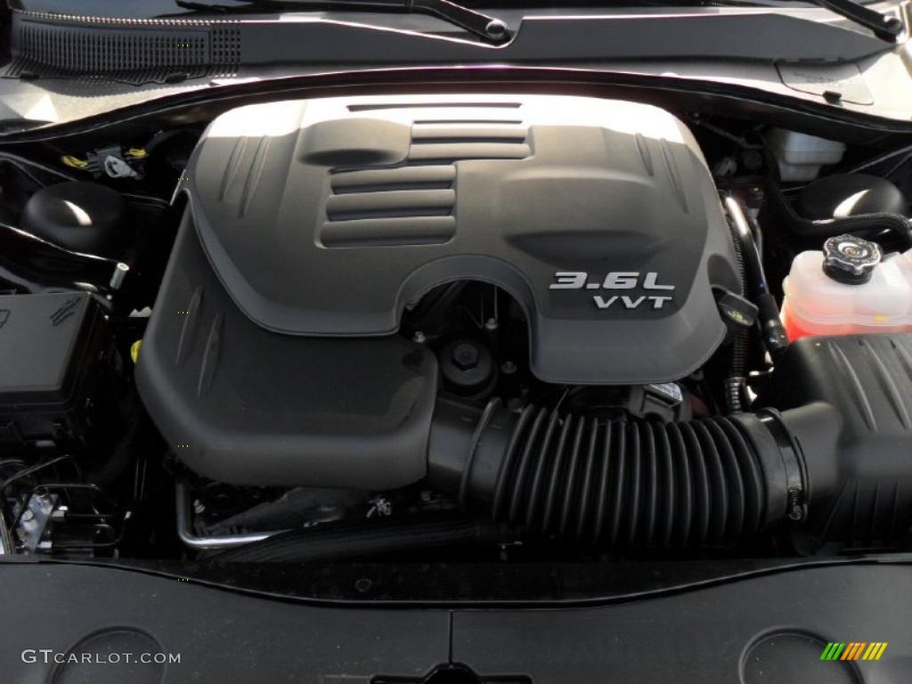 2011 Dodge Charger SE 3.6 Liter DOHC 24-Valve VVT Pentastar V6 Engine Photo #46412655