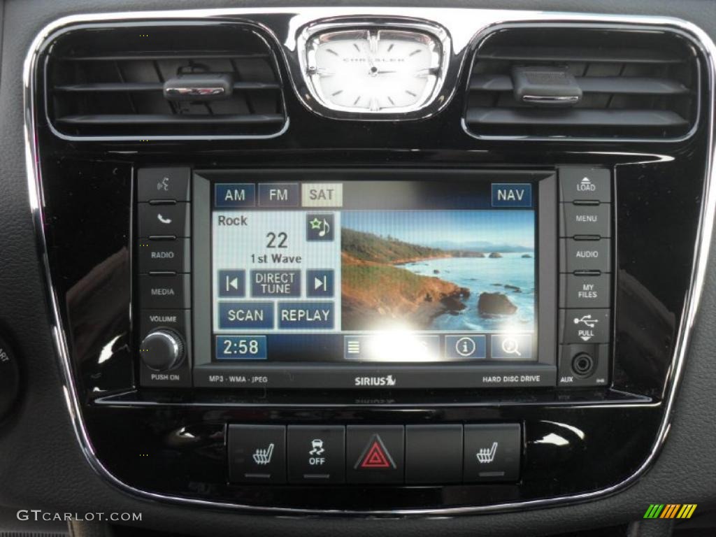 2011 Chrysler 200 Limited Controls Photo #46413168