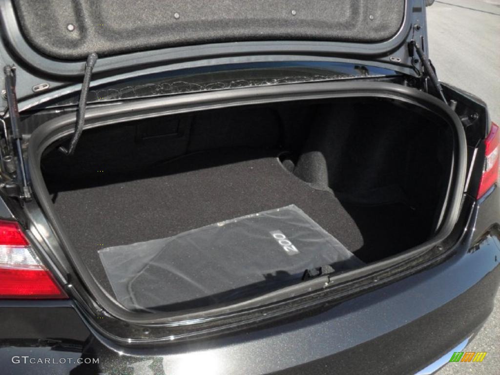2011 Chrysler 200 Limited Trunk Photo #46413261