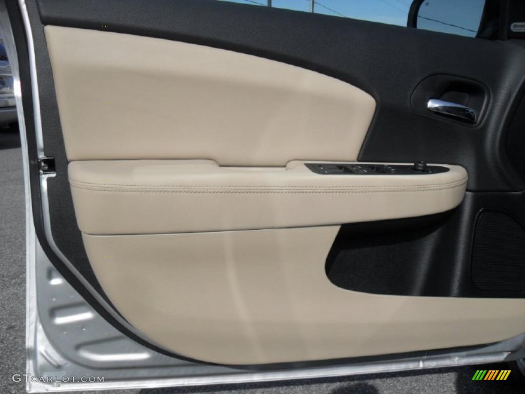 2011 Chrysler 200 Limited Black/Light Frost Beige Door Panel Photo #46413503