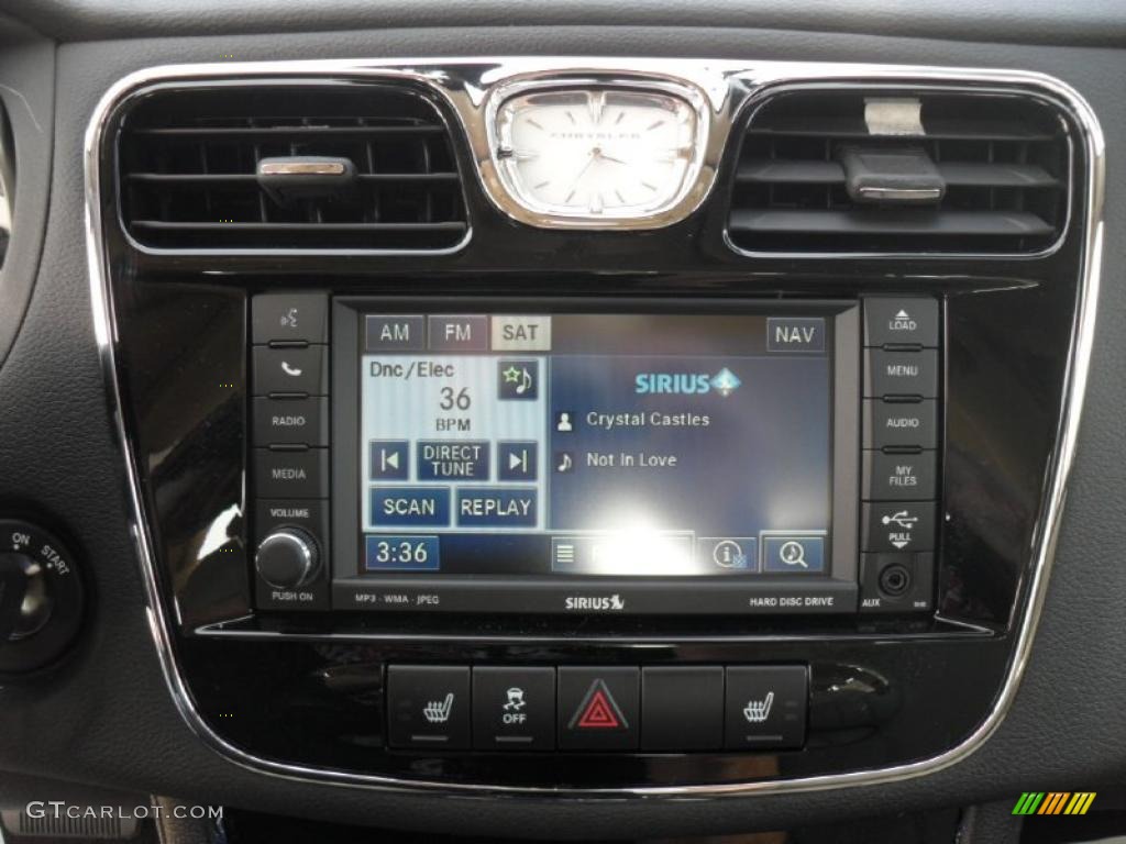 2011 Chrysler 200 Limited Controls Photo #46413561