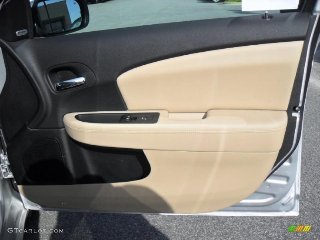2011 Chrysler 200 Limited Black/Light Frost Beige Door Panel Photo #46413705