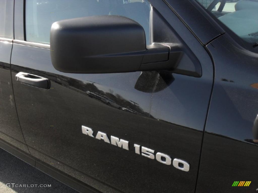 2011 Ram 1500 ST Quad Cab - Brilliant Black Crystal Pearl / Dark Slate Gray/Medium Graystone photo #21