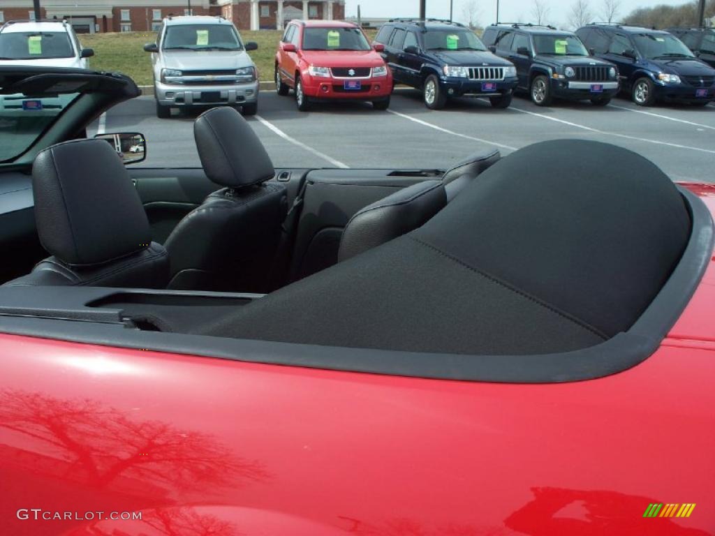 2005 Mustang V6 Premium Convertible - Torch Red / Dark Charcoal photo #11
