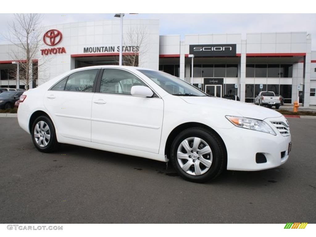 Super White Toyota Camry