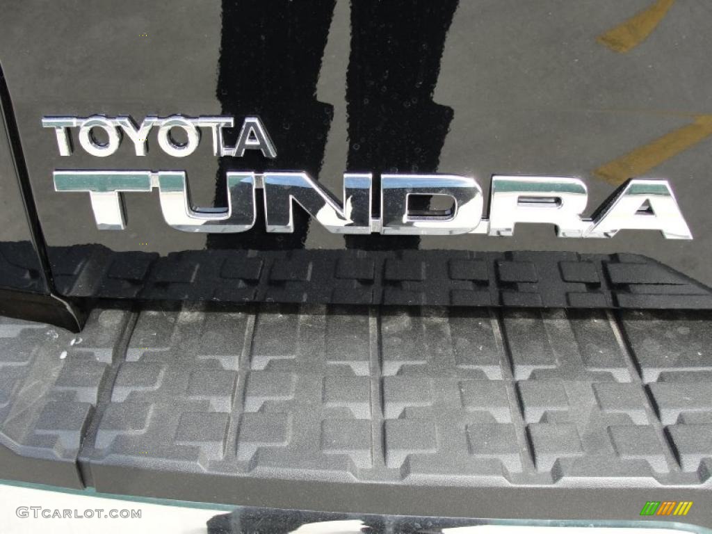2011 Toyota Tundra CrewMax Marks and Logos Photos