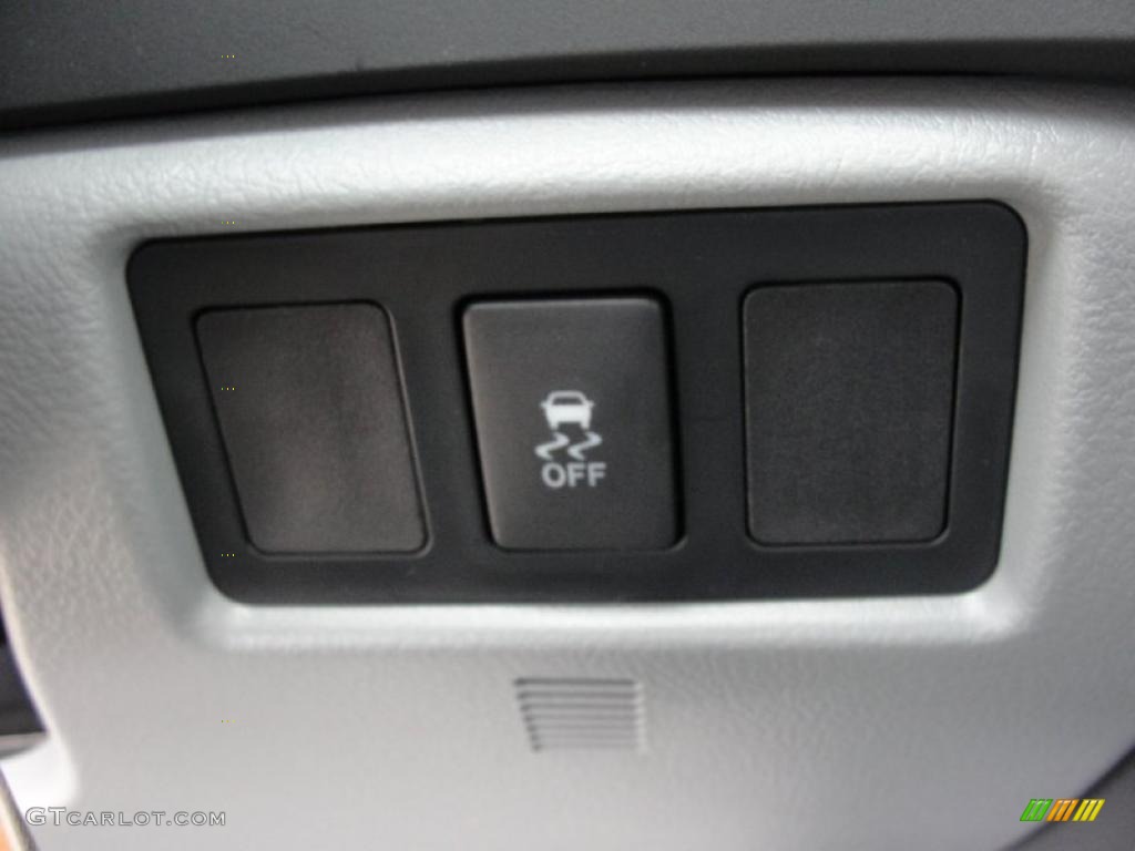 2011 Tundra Double Cab - Black / Graphite Gray photo #28