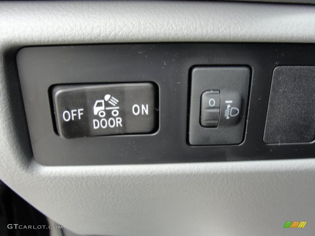 2011 Toyota Tundra TSS Double Cab Controls Photo #46419822