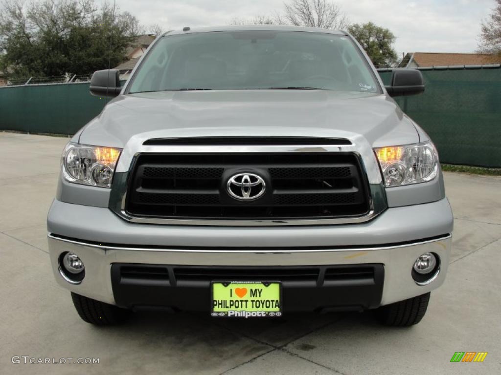 2011 Tundra SR5 CrewMax - Silver Sky Metallic / Graphite Gray photo #8