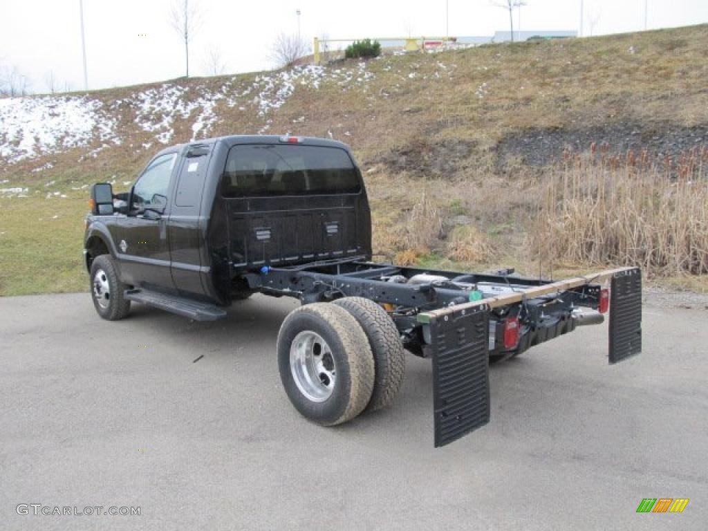 Tuxedo Black 2011 Ford F350 Super Duty XLT SuperCab 4x4 Chassis Exterior Photo #46421988