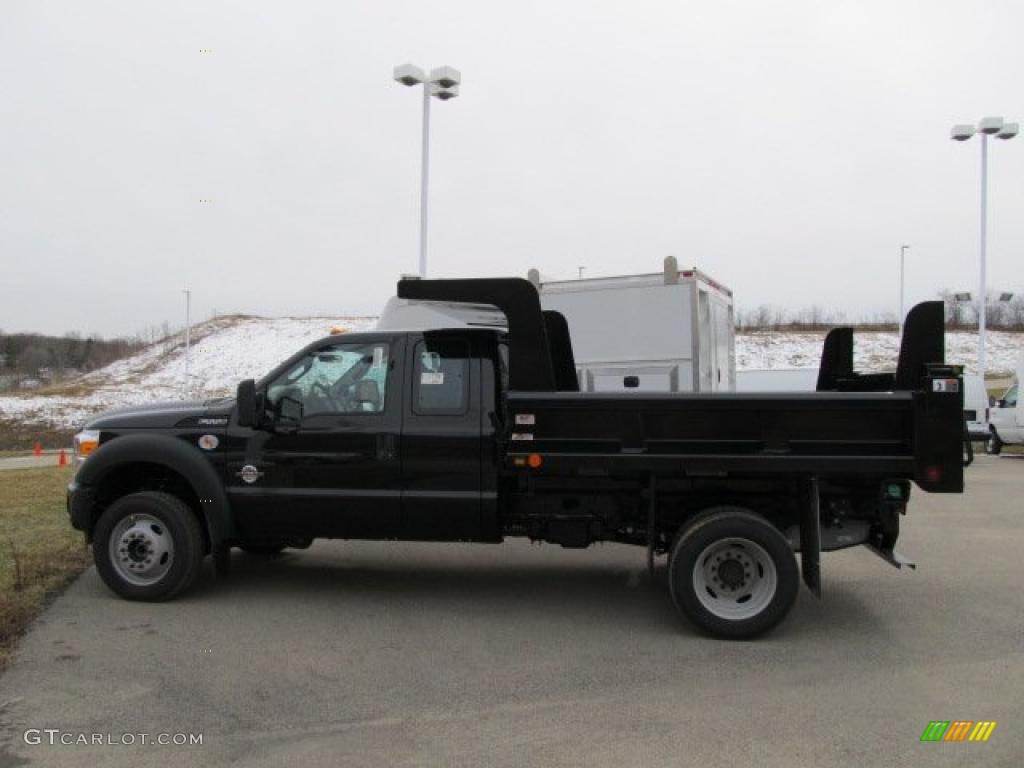 Tuxedo Black Metallic 2011 Ford F550 Super Duty XL Super Cab 4x4 Dump Truck Exterior Photo #46422297