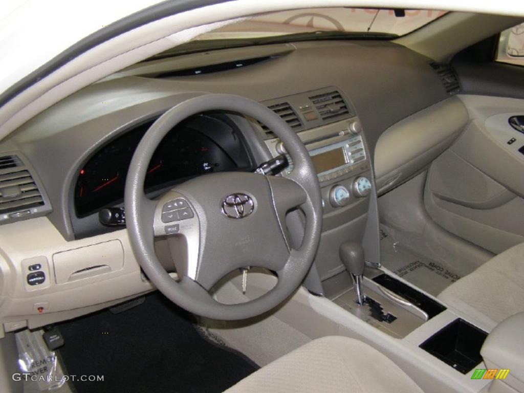 2008 Camry CE - Super White / Bisque photo #11