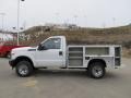 Oxford White - F350 Super Duty XL Regular Cab 4x4 Chassis Photo No. 9