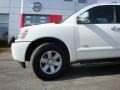 Blizzard White - Armada LE 4x4 Photo No. 2