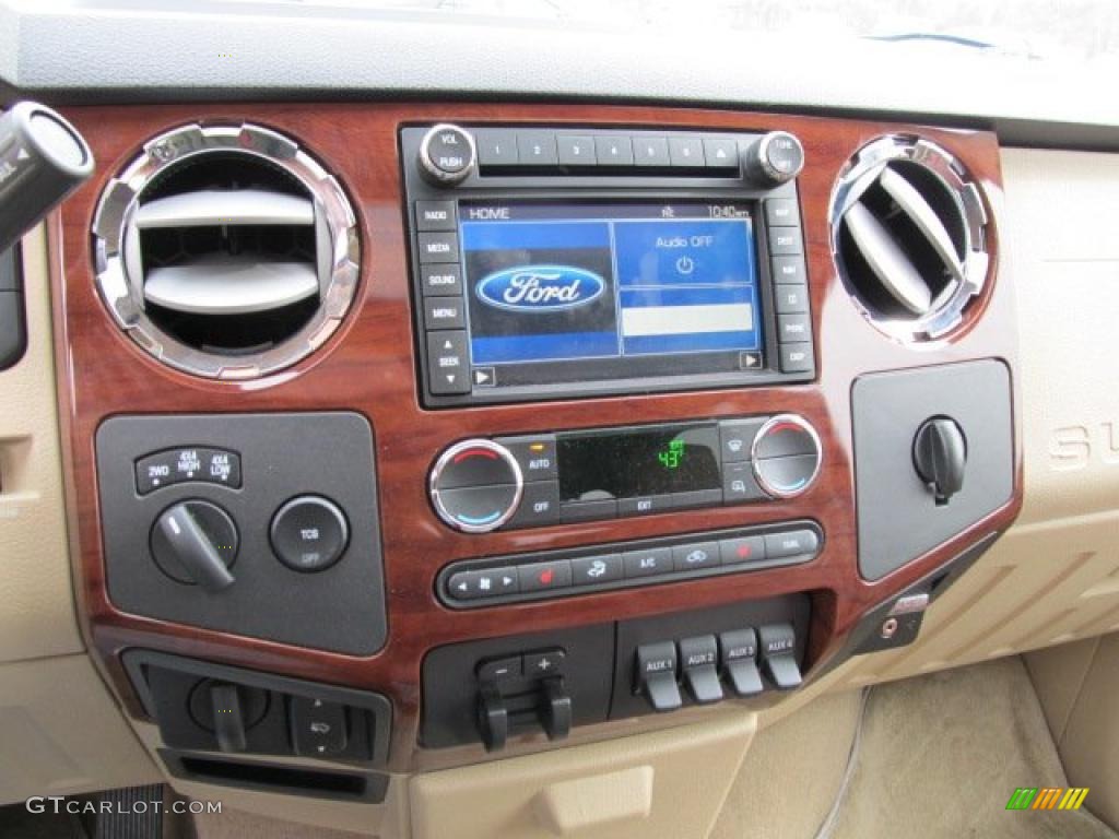 2009 Ford F450 Super Duty King Ranch Crew Cab 4x4 Dually Controls Photo #46427187