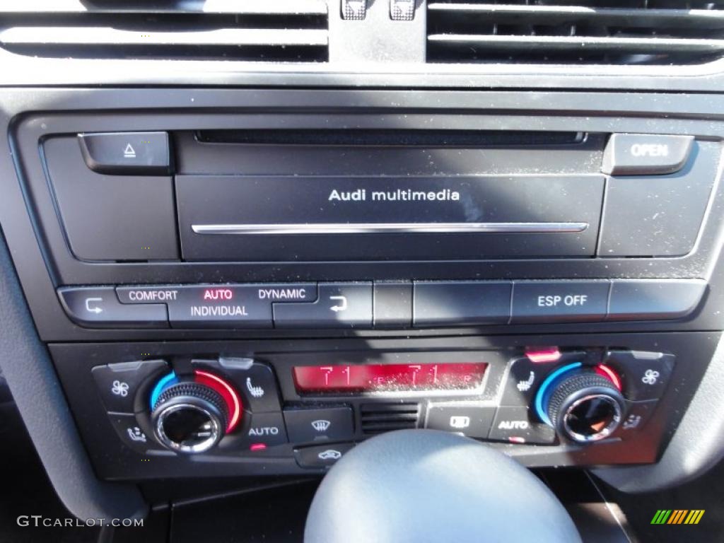 2010 Audi S4 3.0 quattro Sedan Controls Photo #46427871