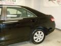 Black - Camry LE Photo No. 7