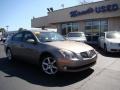 2004 Spirited Bronze Nissan Maxima 3.5 SE  photo #30