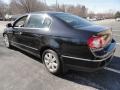 Deep Black - Passat Turbo Sedan Photo No. 4
