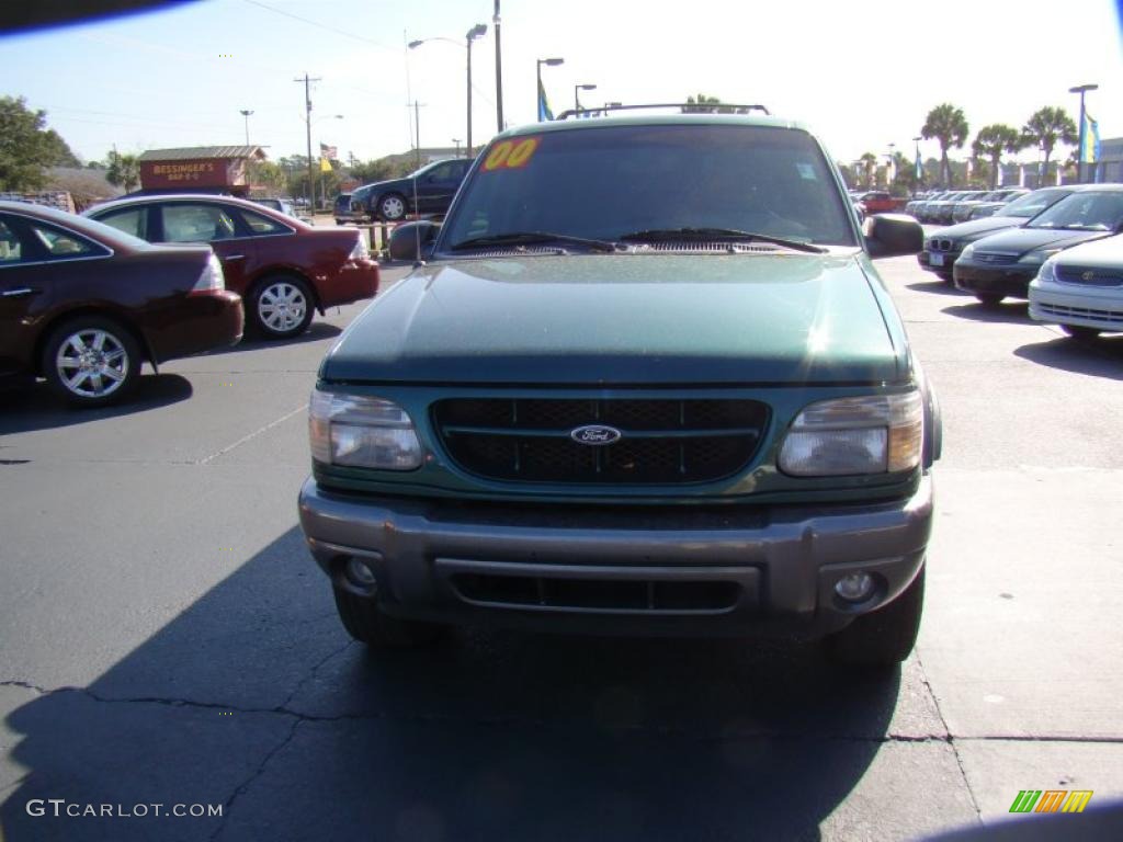 2000 Explorer XLT 4x4 - Tropic Green Metallic / Dark Graphite photo #3